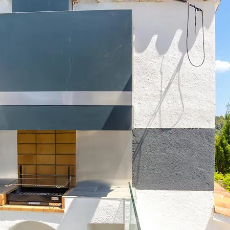 ヴィラ Seaside In With Garden And Pool View